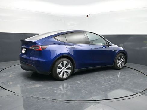 Used 2021 Tesla Model Y Long Range AWD/4WD image 8