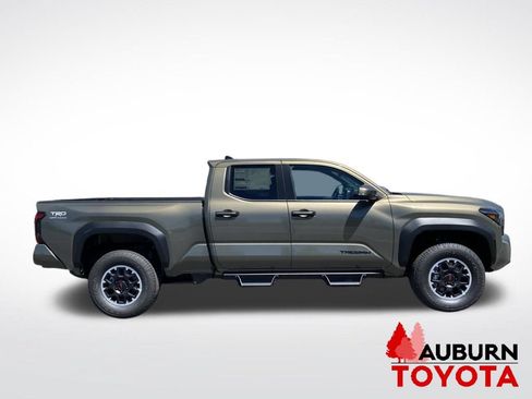 New 2026 Toyota Tacoma TRD Off-Road w/ TRD Off Road Upgrade Package AWD/4WD image 8