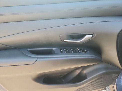 Used 2025 Hyundai Tucson SEL AWD/4WD image 12