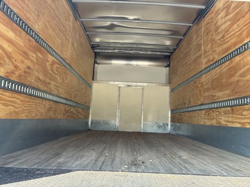 Used 2024 Chevrolet Express 4500 Extended w/ Power Convenience Package RWD image 13