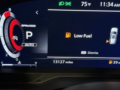 Used 2025 Nissan Pathfinder Platinum w/ Cargo Package AWD/4WD image 17
