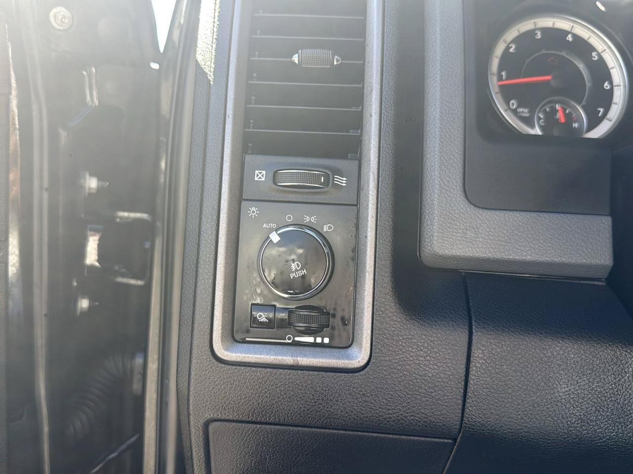 Used 2019 RAM 1500 Express w/ Express Value Package RWD image 21