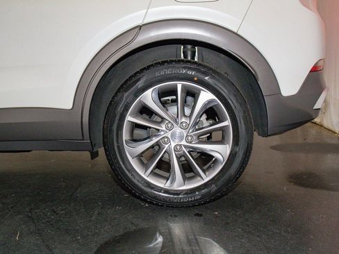 Certified 2023 Buick Encore GX Essence w/ Experience Buick Package image 7