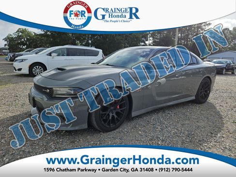 Used 2017 Dodge Charger R/T Scat Pack RWD image 1