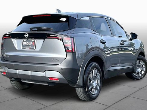 Used 2025 Nissan Kicks S w/ Charging Package image 23