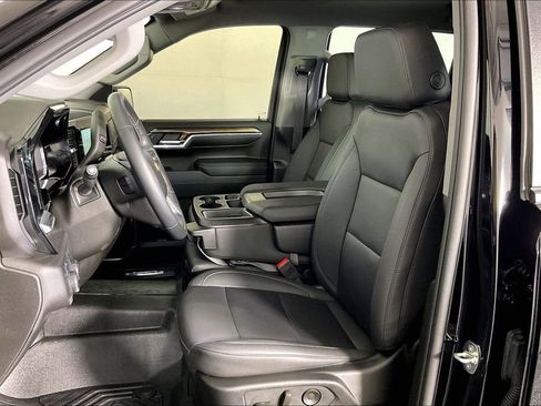 Used 2024 Chevrolet Silverado 1500 LT AWD/4WD image 35