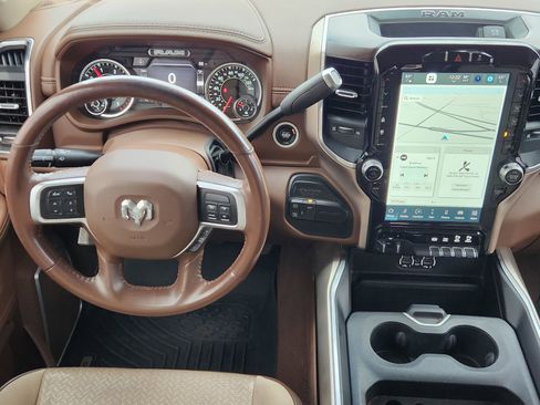 Used 2022 RAM 2500 Laramie image 32