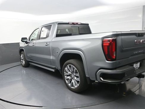 Used 2025 GMC Sierra 1500 Denali w/ Denali Reserve Package AWD/4WD image 8