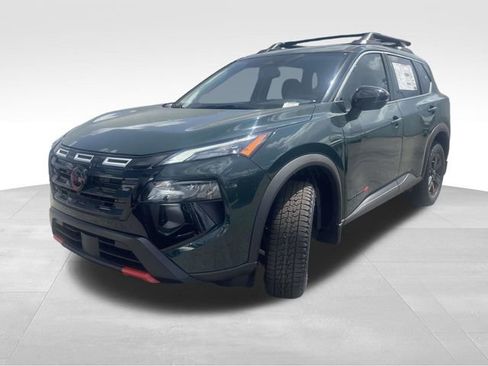 New 2026 Nissan Rogue SV AWD/4WD image 6