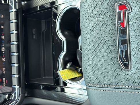 New 2026 GMC Yukon XL AT4 w/ AT4 Premium Package AWD/4WD image 40