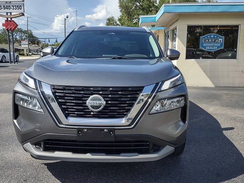 Used 2021 Nissan Rogue SV w/ Premium Package AWD/4WD image 2