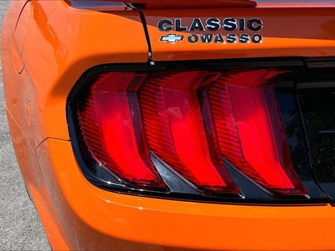 Used 2020 Ford Mustang GT Premium w/ GT Performance Package RWD image 21