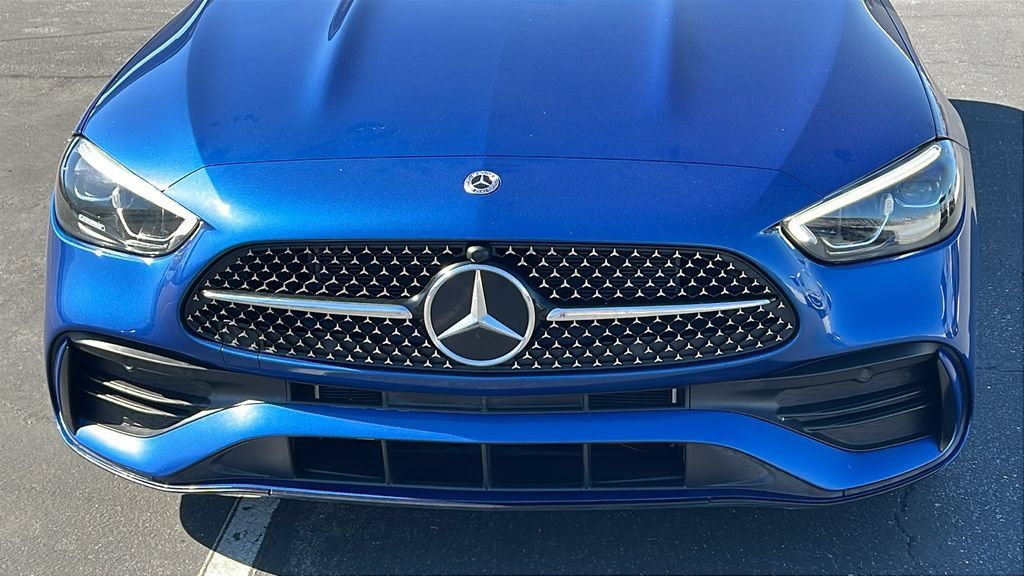 Used 2023 Mercedes-Benz C 300 Sedan image 3