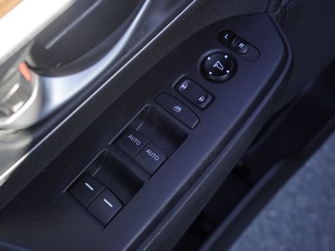 Used 2017 Honda CR-V EX image 12
