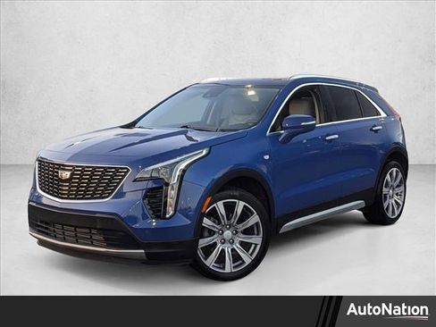 Used 2023 Cadillac XT4 Premium Luxury image 1