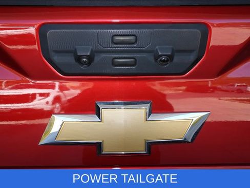 Used 2024 Chevrolet Silverado 2500 High Country w/ High Country Premium Package AWD/4WD image 3