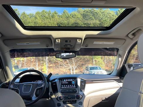 Used 2019 GMC Yukon Denali w/ Denali Ultimate Package image 27