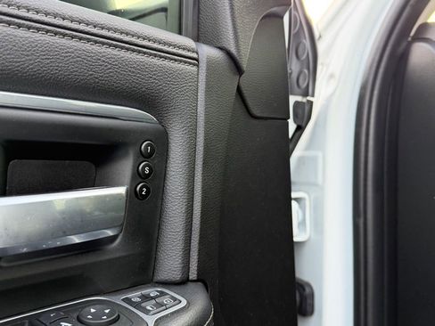 Used 2024 RAM 2500 Laramie image 15