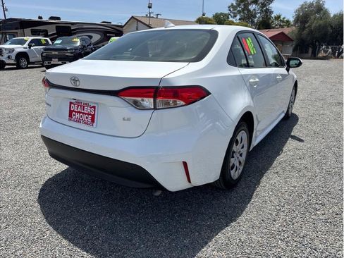 Used 2023 Toyota Corolla LE FWD image 5