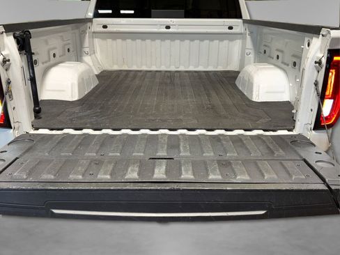 Used 2021 GMC Sierra 1500 SLT w/ SLT Premium Package image 11