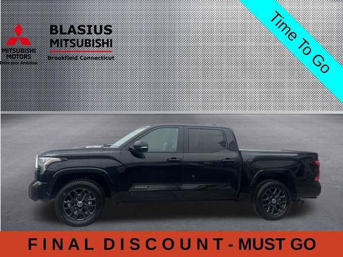 Used 2024 Toyota Tundra Platinum AWD/4WD image 13