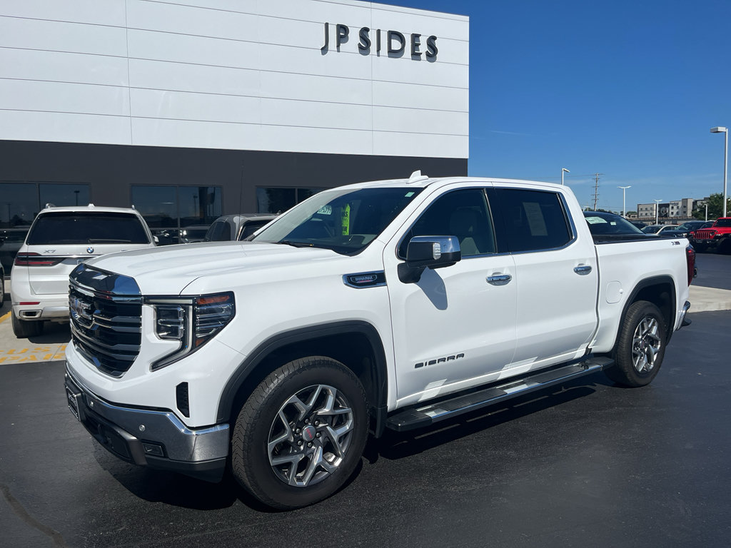 Used 2022 GMC Sierra 1500 SLT w/ SLT Premium Plus Package AWD/4WD image 1