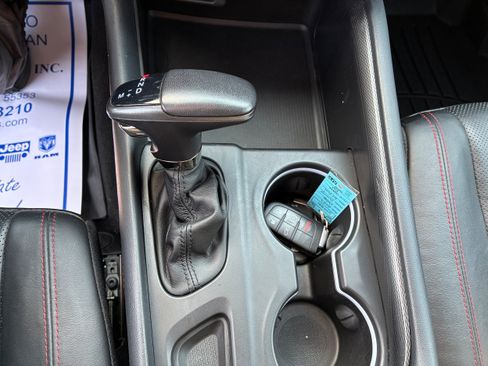Used 2023 Dodge Durango GT AWD/4WD image 29