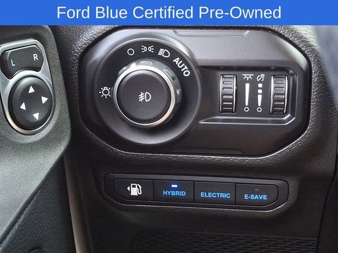 Used 2021 Jeep Wrangler Unlimited Sahara w/ Cold Weather Group AWD/4WD image 24