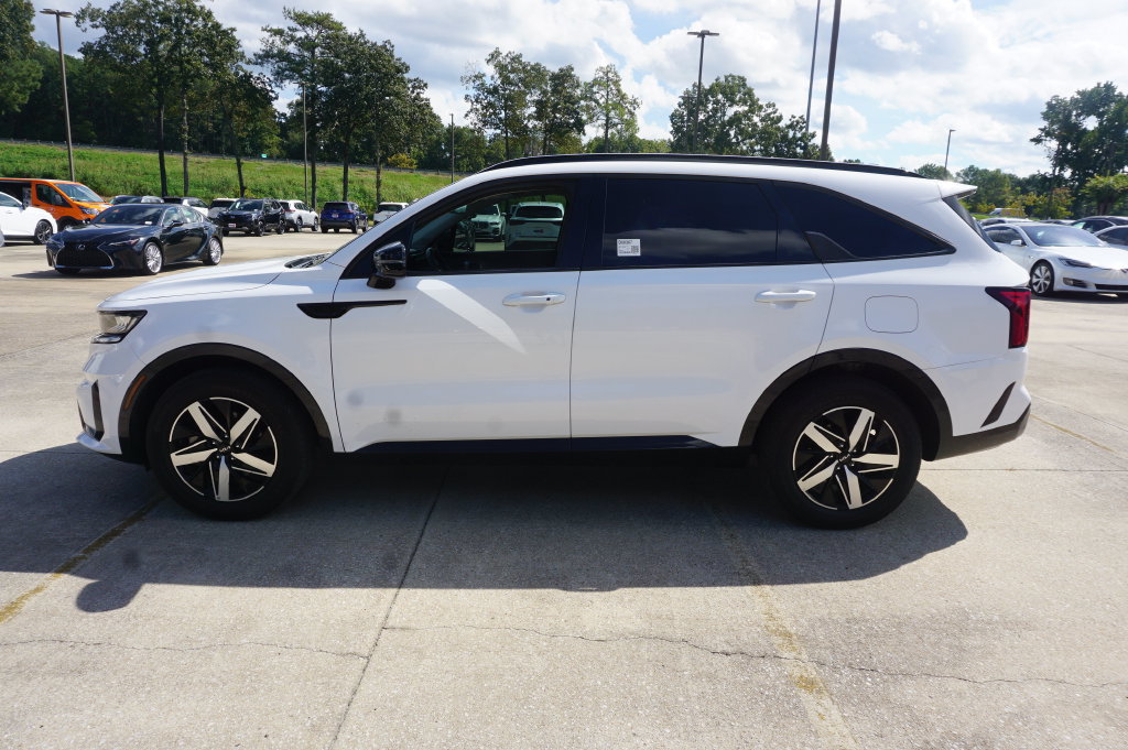 Used 2023 Kia Sorento EX w/ Panoramic Sunroof Package FWD image 21