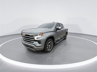 Used 2024 Chevrolet Silverado 1500 High Country w/ Technology Package video 4