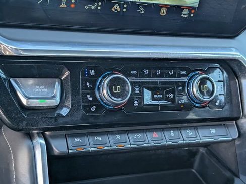Used 2024 GMC Sierra 1500 Denali Ultimate AWD/4WD image 15