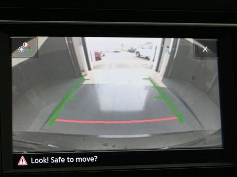 Used 2022 Volkswagen Atlas SE FWD image 11