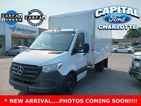 Used 2022 Mercedes-Benz Sprinter 3500 image 2