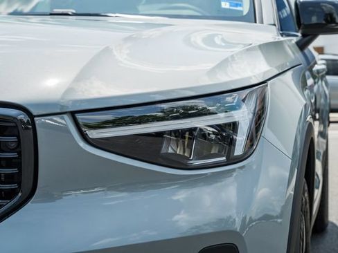 New 2026 Volvo XC40 B5 Core w/ Protection Package Premier AWD/4WD image 13
