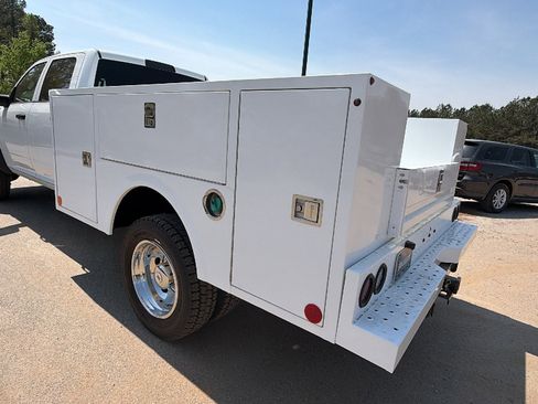 New 2026 RAM 4500 Tradesman w/ Chrome Appearance Group image 10