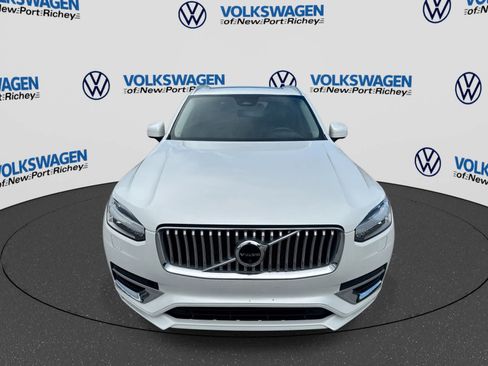 Used 2023 Volvo XC90 B6 Plus w/ Protection Package Premier AWD/4WD image 9