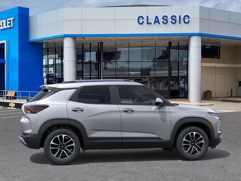 New 2026 Chevrolet TrailBlazer LT FWD image 5