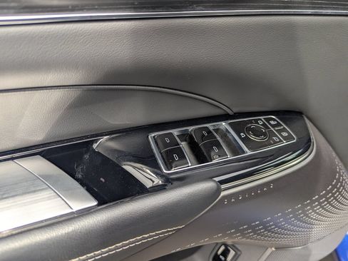 Certified 2024 Cadillac Lyriq Sport RWD image 23