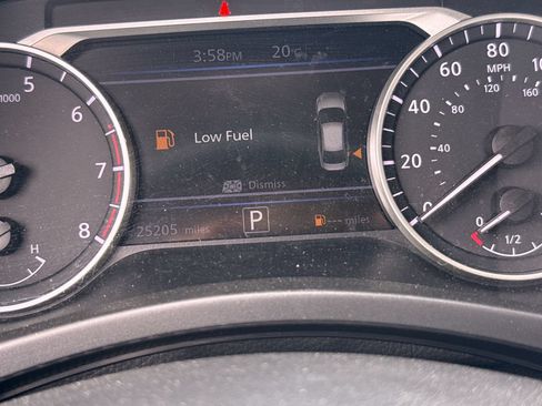 Used 2023 Nissan Sentra SV FWD image 20