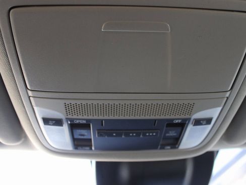 Used 2020 Acura MDX SH-AWD image 26