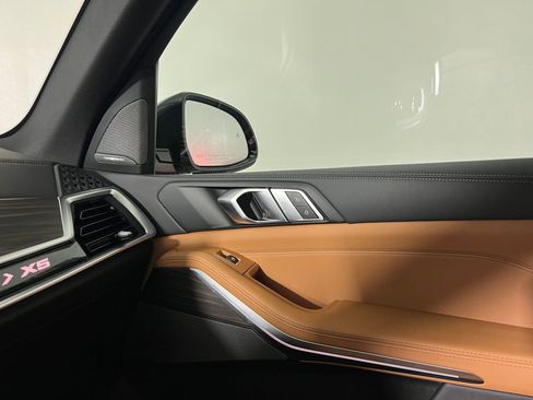Used 2026 BMW X5 xDrive50e image 31