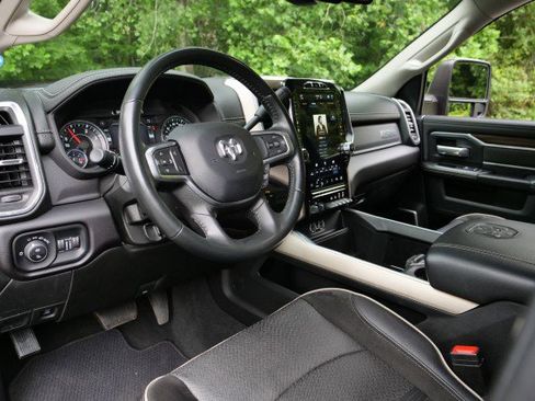 Used 2024 RAM 3500 Laramie image 2