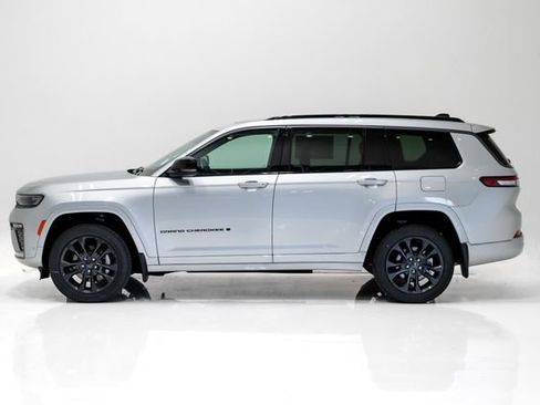 New 2026 Jeep Grand Cherokee L Limited AWD/4WD image 26