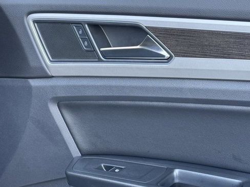 Used 2019 Volkswagen Atlas SE image 6