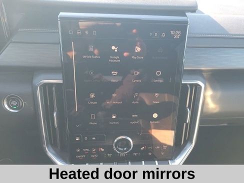 Used 2024 GMC Acadia Elevation image 10