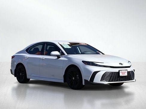 Certified 2026 Toyota Camry SE w/ Convenience Package image 12