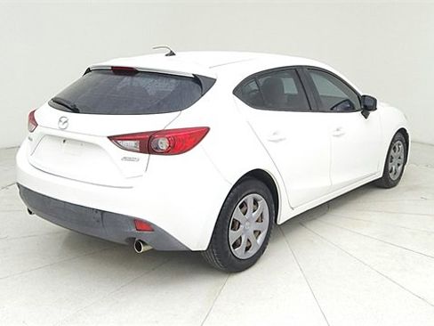 Used 2015 MAZDA MAZDA3 i Sport image 5