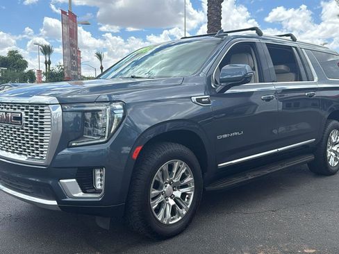 Used 2021 GMC Yukon XL Denali AWD/4WD image 4