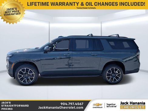 New 2026 Chevrolet Suburban RST w/ Comfort Package AWD/4WD image 6