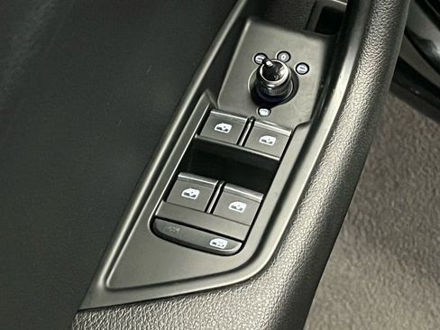 Used 2019 Audi A4 2.0T Premium image 15